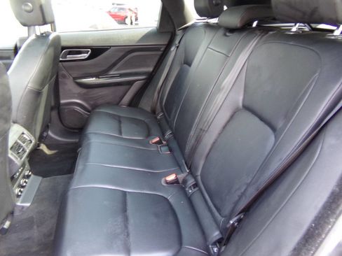 Used 2018 Jaguar F-PACE Premium AWD/4WD image 30