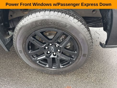 Used 2023 Chevrolet Silverado 1500 Custom image 12