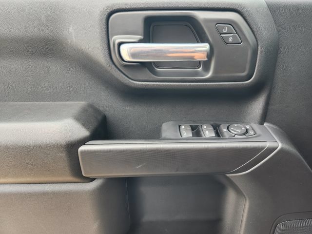 Used 2026 Chevrolet Silverado 1500 Custom RWD image 24