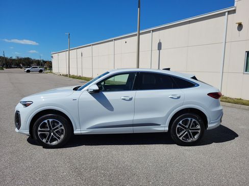 Used 2025 Audi Q5 Premium Plus w/ Premium Plus image 7