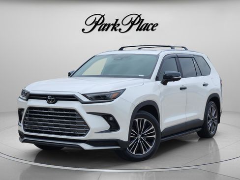 Used 2024 Toyota Grand Highlander AWD Hybrid image 1