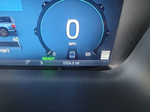 Used 2024 Ford F150 King Ranch image 18