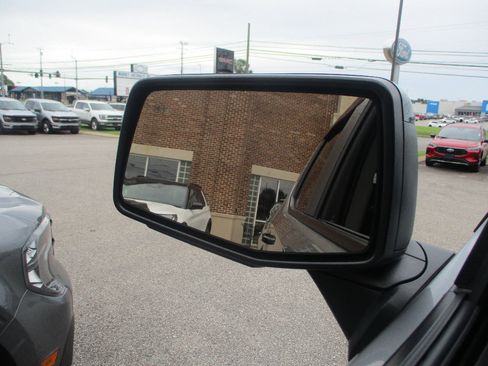Used 2024 Chevrolet Silverado 1500 LT Trail Boss w/ LT Trail Boss Premium Package AWD/4WD image 15