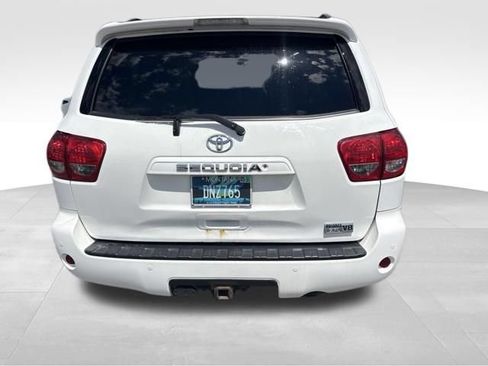 Used 2017 Toyota Sequoia SR5 w/ Premium Package AWD/4WD image 15