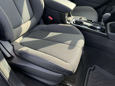 Used 2026 Subaru Forester Premium image 11