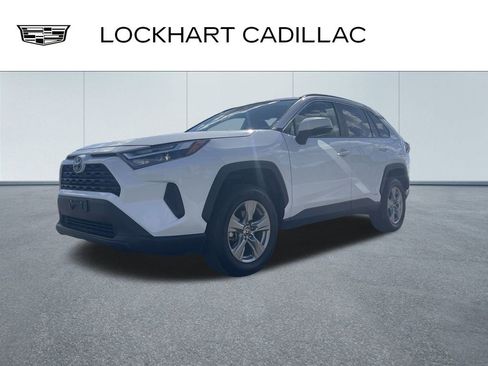 Used 2024 Toyota RAV4 XLE image 4