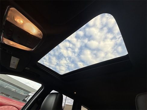 Used 2020 Jeep Grand Cherokee Limited image 21