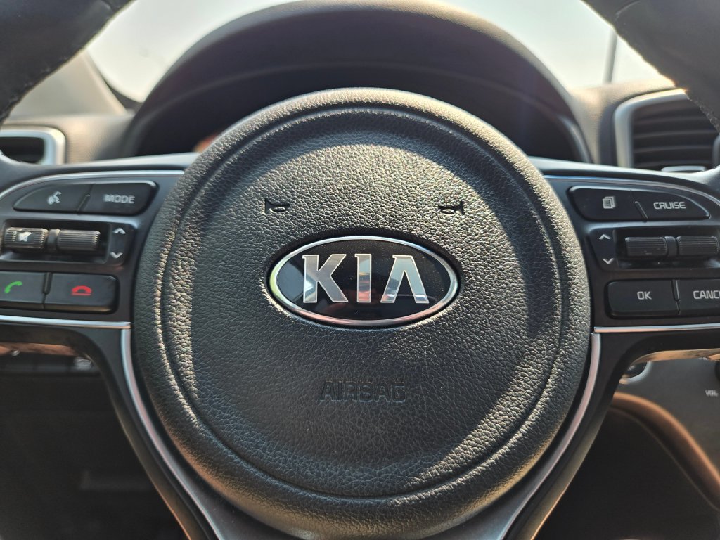Used 2017 Kia Sportage EX w/ EX Technology Package FWD image 26