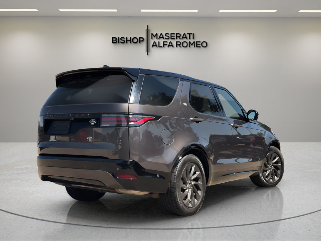 Used 2023 Land Rover Discovery S R-Dynamic AWD/4WD image 4