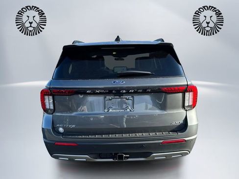 New 2026 Ford Explorer Active w/ Active Comfort Package image 6