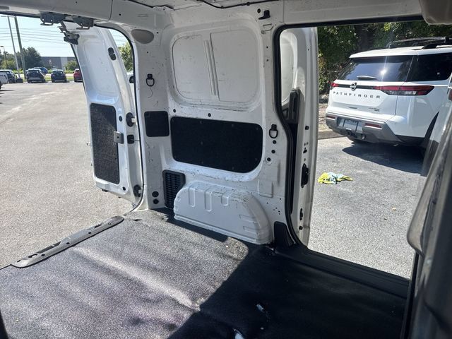 Used 2020 Nissan NV200 S FWD image 11