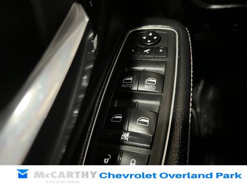 Used 2021 RAM 1500 Laramie AWD/4WD image 17