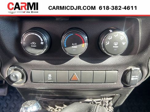 Used 2017 Jeep Wrangler Unlimited Sport w/ Quick Order Package 23S image 17