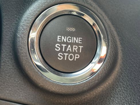 Certified 2025 Subaru Forester Wilderness image 31