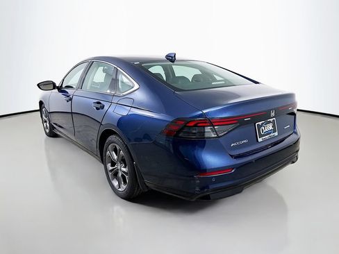 Used 2023 Honda Accord EX-L image 5