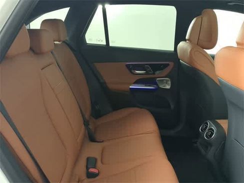 Used 2026 Mercedes-Benz GLC 300 4MATIC image 21