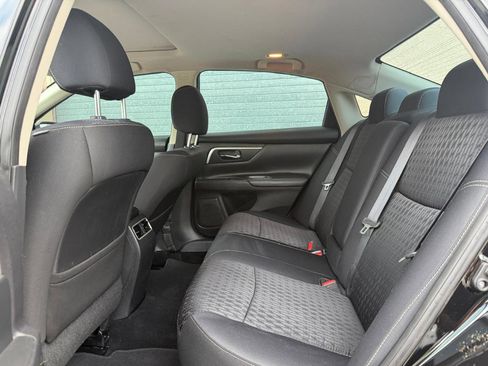 Used 2016 Nissan Altima 2.5 SV w/ Convenience Package image 22
