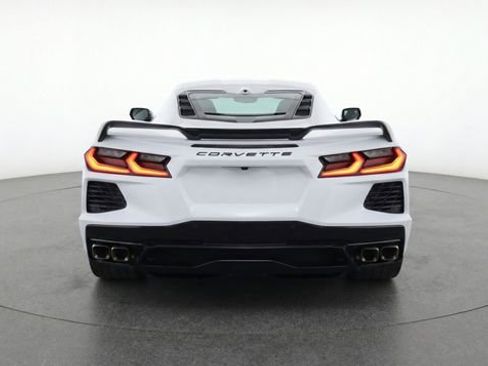 Used 2023 Chevrolet Corvette Stingray Premium Cpe w/ Z51 Performance Package image 3