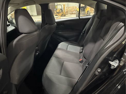 Certified 2025 Toyota Corolla LE FWD image 8