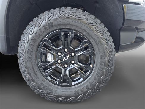 New 2026 Chevrolet Silverado 1500 ZR2 image 16