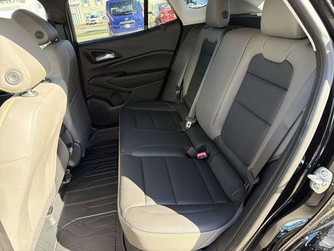 New 2026 Chevrolet Trax ACTIV w/ Sunroof Package image 23