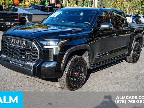 Used 2025 Toyota Tundra Limited AWD/4WD image 15