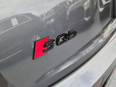 Certified 2025 Audi SQ5 Premium Plus image 11