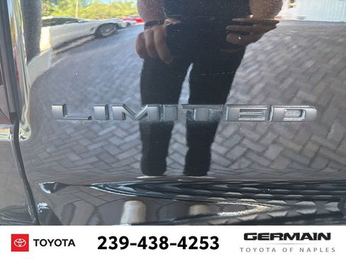 Used 2024 RAM 1500 Limited w/ Night Edition AWD/4WD image 9