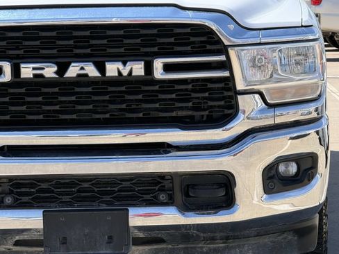 Used 2024 RAM 2500 Big Horn w/ Off Road Package AWD/4WD image 9
