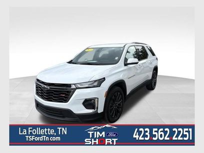 Used 2023 Chevrolet Traverse RS