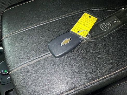 Used 2020 Chevrolet Traverse LS FWD image 13