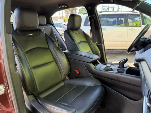 Used 2023 Cadillac XT4 Premium Luxury FWD image 16
