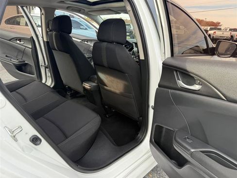 Used 2018 Honda Civic EX image 10