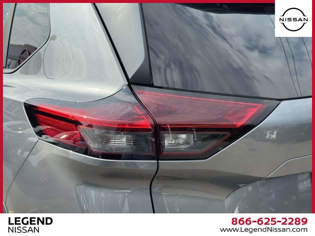 Certified 2023 Nissan Rogue SV w/ SV Premium B Package AWD/4WD image 11