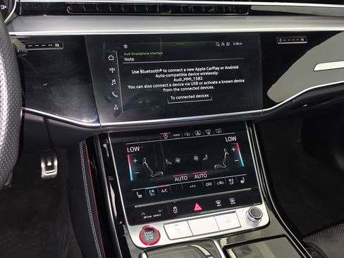Used 2022 Audi S8 w/ S8 Comfort Plus Package AWD/4WD image 32