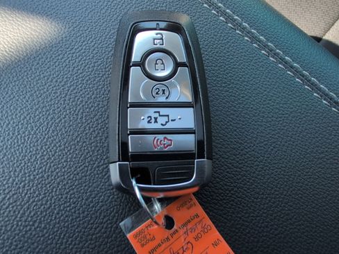 Used 2025 Ford F250 Lariat w/ Lariat Ultimate Package image 20