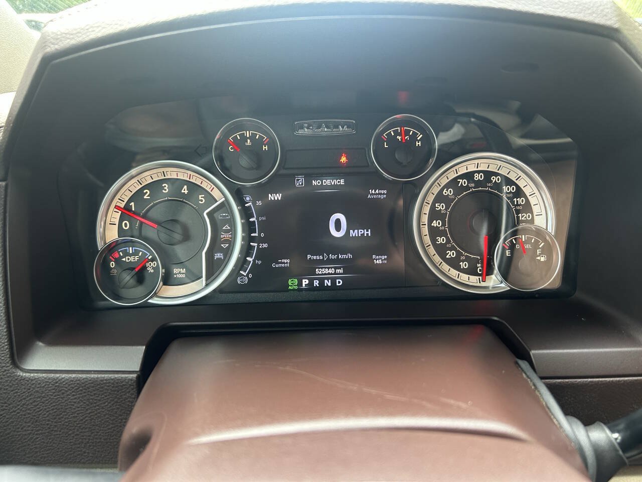 Used 2015 RAM 2500 Laramie w/ Convenience Group AWD/4WD image 29