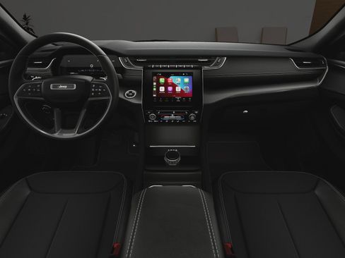 New 2025 Jeep Grand Cherokee Altitude image 3