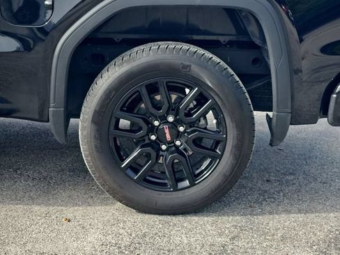 Certified 2024 GMC Sierra 1500 Elevation w/ LPO, Elevation Black Package AWD/4WD image 30