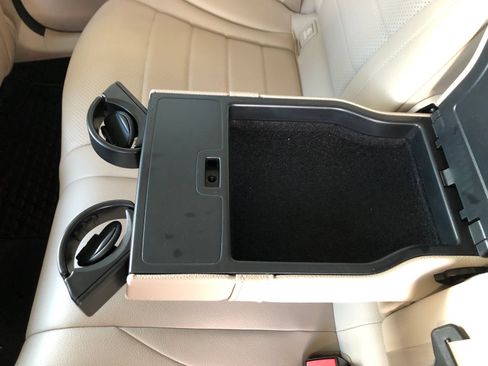 Used 2021 Mercedes-Benz GLC 300 4MATIC image 16