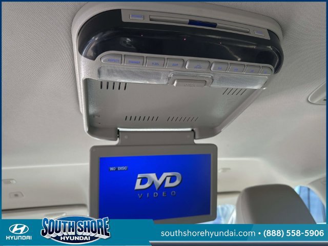 Used 2018 Chrysler Pacifica Touring-L FWD image 14