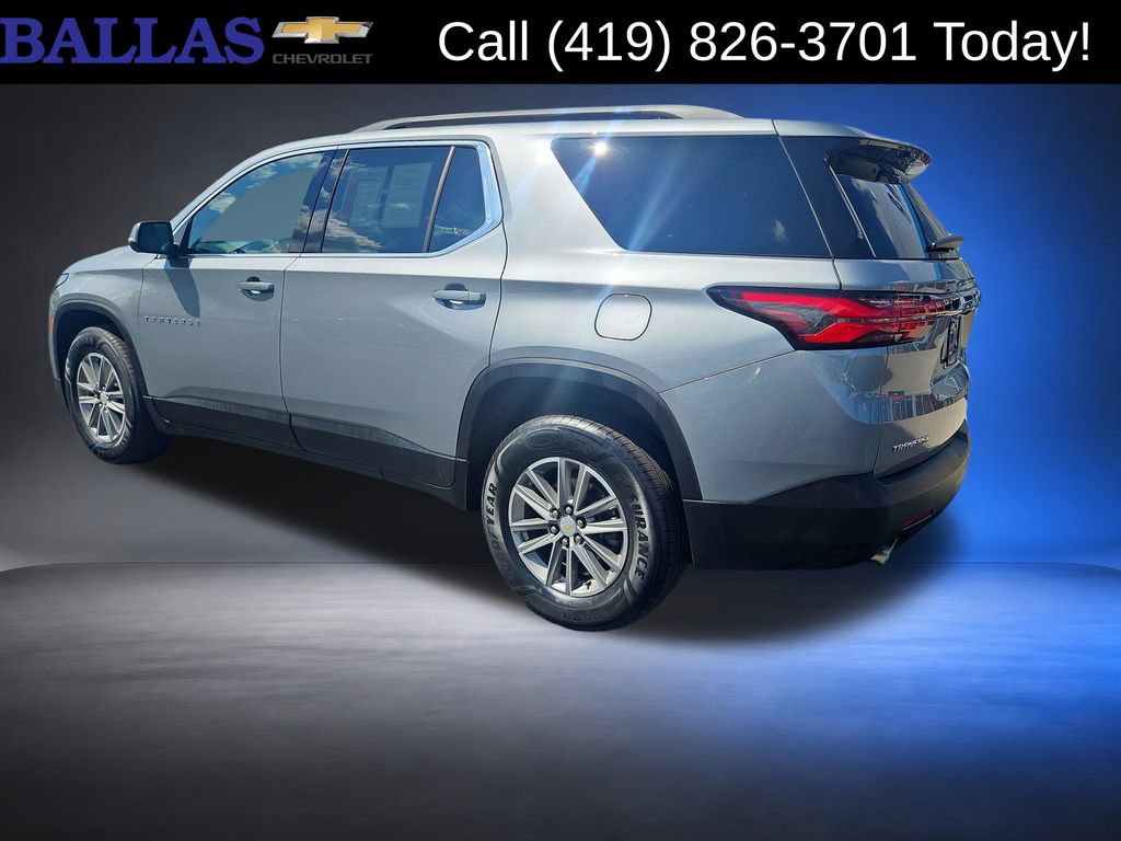 Certified 2023 Chevrolet Traverse LT FWD image 3