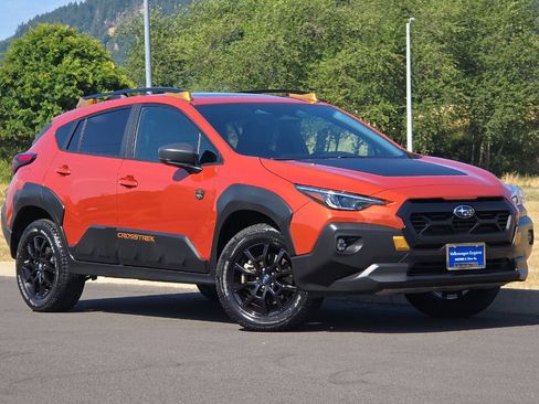 Used 2024 Subaru Crosstrek 2.5i Wilderness w/ Crosstrek Mirror Package AWD/4WD image 1