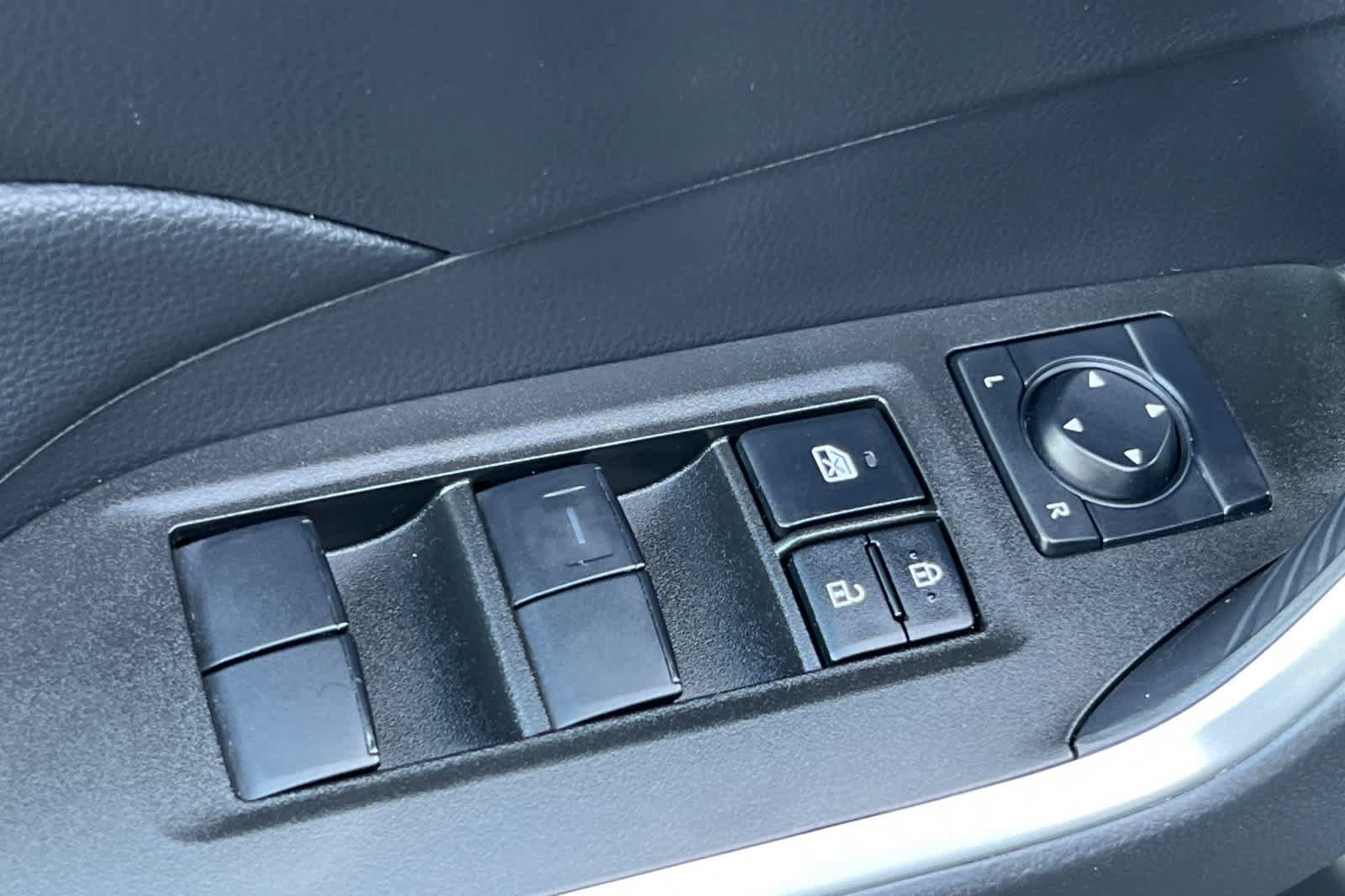 Certified 2025 Toyota RAV4 LE AWD/4WD image 13