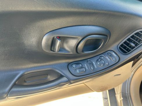 Used 1998 Chevrolet Corvette Convertible w/ Performance Handling Pkg image 35