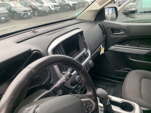 Used 2022 Chevrolet Colorado LT w/ Fleet Safety Package RWD image 16