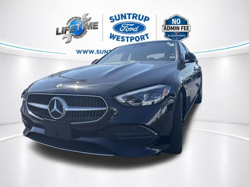 Used 2025 Mercedes-Benz C 300 Sedan w/ Winter Package image 16