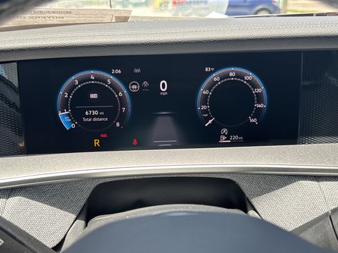 Used 2025 Volkswagen Tiguan S FWD image 29