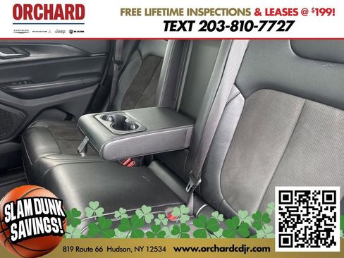 Used 2023 Jeep Grand Cherokee Altitude image 17