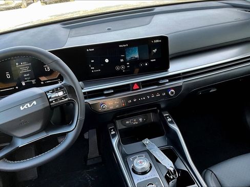 New 2026 Kia Sorento EX w/ EX Premium Package AWD/4WD image 6